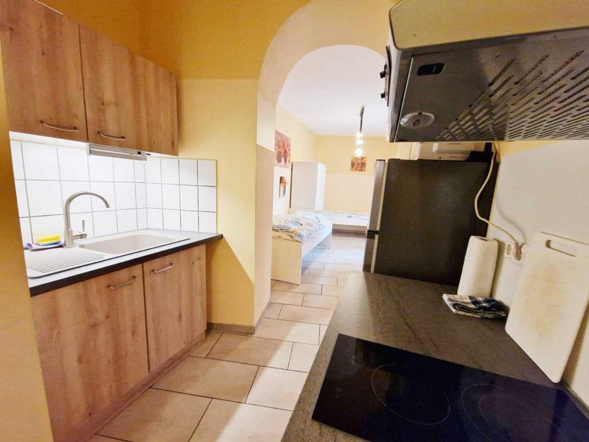 Cozy Apartments In Muelheim Cologne Extérieur photo